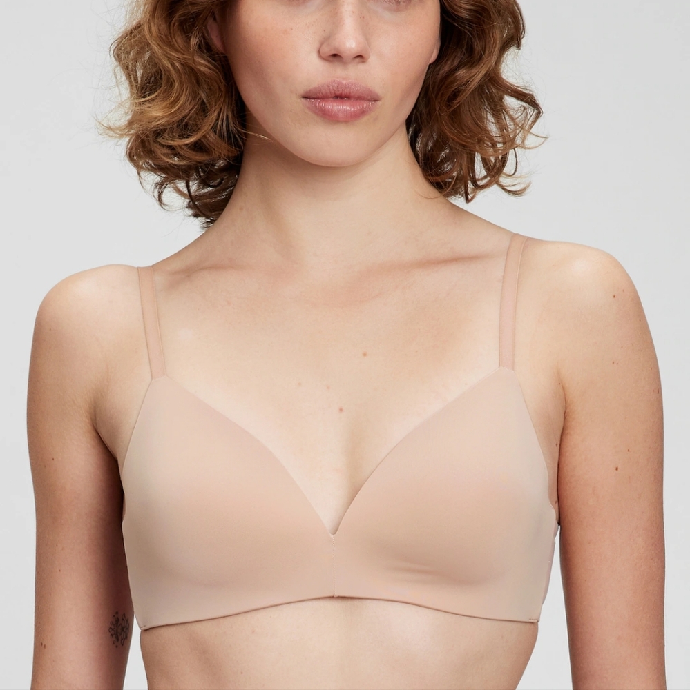 *NEW* The Gap Wireless T-shirt Bra